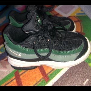 ❌ SOLD on FB Market ❌ 8c Nike Air Max 95